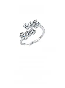 Macro shot of S925 sterling silver ring featuring oval-cut cubic zirconia and S925 hallmark