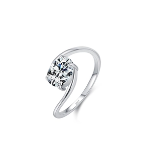 Minimalist S925 sterling silver ring featuring a sparkling round solitaire and sleek lines