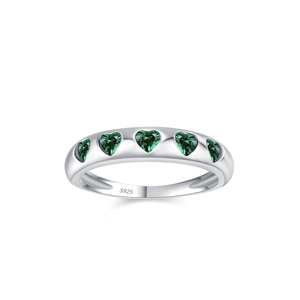 S925 sterling silver ring featuring five heart-shaped emerald green zircon stones