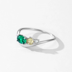 S925 sterling silver ring featuring emerald, yellow, and white zircon gemstones