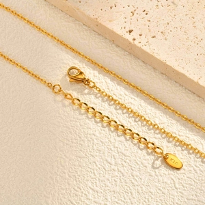 Collier chaîne croisée plate en acier inoxydable doré 18K avec fermoir ajustable