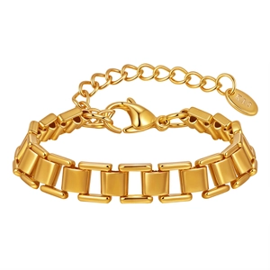 Golden stainless steel rectangle link chain bracelet with K18 engraved tag and lobster clasp
