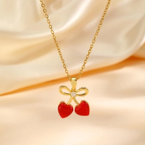 Collier Pendentif Cerise Cœur Rouge en Cuivre pour Femmes Nœud Doux Strass Élégant Bijoux de Chaîne de Clavicule Plaqués Or