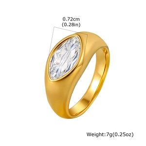 Detail shot of marquise-cut white zircon ring with dimensions 0.72cm and weight 7g