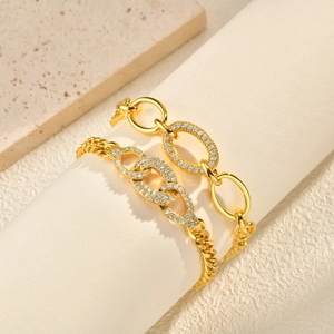Elegant gold plated chain bracelet set with micro-p鑲zircon on oval links for women