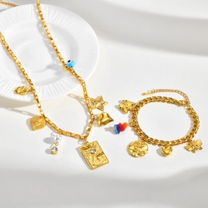Acier Inoxydable Coeur Papillon Étoile Charme Collier Et Bracelet Pour Femmes Vintage Plaqué Or Künstliche Perle Zircon