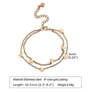 Detail of rose gold double-layer star bracelet with 6mm charms and size dimensions