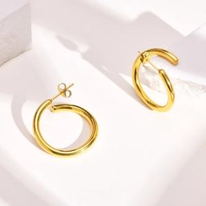 Créoles Minimalistes en Acier Inoxydable Doré Pour Femmes Design Géométrique en Forme de C Poli Bijoux de Mode Individuels