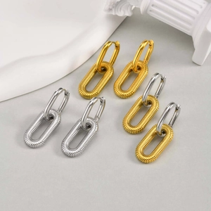 Interlocking Oval Hoop Earrings Ribbed Textured Geometric Brass Gold Silver Plated Dangle Earrings For Women Fashion Jewelry