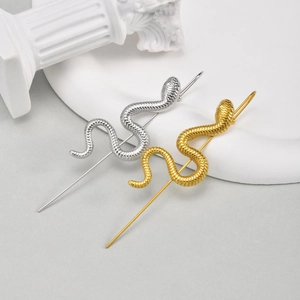 Boucle d'Oreille Serpent en Acier Inoxydable Punk Pour Femmes Design de Niche Bijoux d'Oreille Côté Unique Cadeau