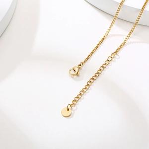 Collier doré en acier inoxydable avec pendentif serrure et extension réglable gravée K18