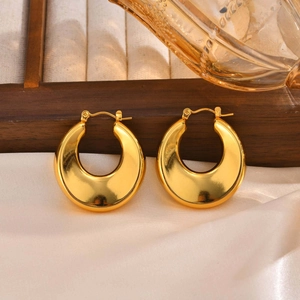 Western Minimalist Brass 18K Gold Plated C-Shaped Hoop Earrings For Women Smooth Polished Stainless Steel Post Jewelry
