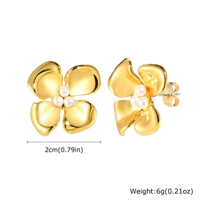 Golden flower earrings with pearls, 2cm diameter, 6g lightweight copper metal jewelry