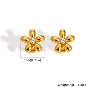 Close-up of 18K gold flower stud earrings with zirconia center and dimensions