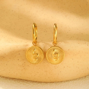Boucles d'Oreilles Créoles Vintage en Laiton Plaqué Or 18K avec Pendentif Pièce Ronde Motif Serpent pour Femmes Bijoux Rétro