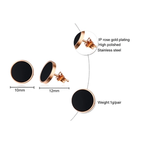 Détails des boucles d'oreilles 10 mm en acier inoxydable rose doré et acrylique noir