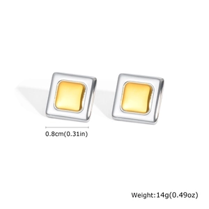 Detail showing 0.8cm square gold and silver stud earrings dimensions and weight
