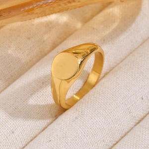 Bague Chevalière Femme en Acier Inoxydable Face Plate Ronde Plaqué Or Poli Anneau Minimaliste Bijoux Cadeau