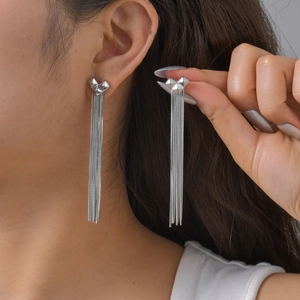 Boucles d'Oreilles à Gland en Acier Inoxydable pour Femmes Longues Chaînes de Serpent Polies Bijoux de Coeur à la Mode