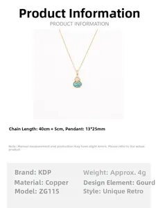 Détail du pendentif gourde en turquoise avec diamants sur une chaîne en or 18 carats