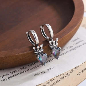 S925 sterling silver hoop earrings with crown design and heart-shaped opal stone
