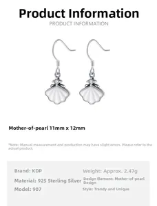 Macro detail of 925 silver shell earrings showing dimensions 11x12mm and weight 2.47g