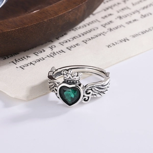 Bague Claddagh vintage en argent 925 avec pierre de coeur verte et couronne