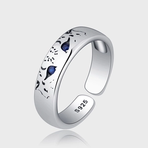 Vintage 925 Sterling Silver Snow Leopard Open Ring With Blue Rhinestone Eyes Adjustable Animal Finger Ring Jewelry For Unisex