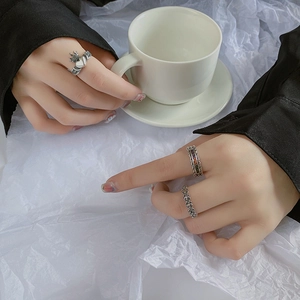 Retro 925 silver ring set with colorful stones and crown heart design for women