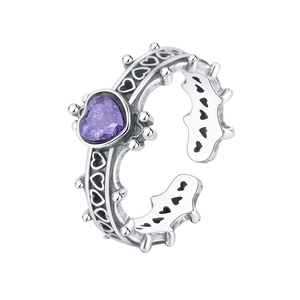 925 Silber Gothic Ring mit lila Herzstein und schwarzen Akzenten im Vintage-Design