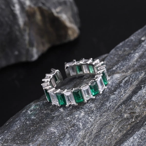 Adjustable S925 silver ring with emerald green and white rectangular zircons