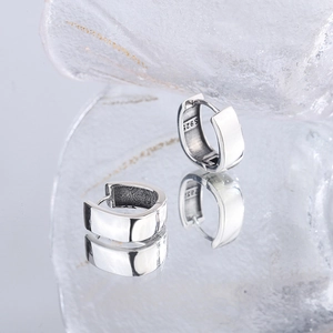 Polished S925 sterling silver rectangular hoop earrings with minimalist high-shine finish