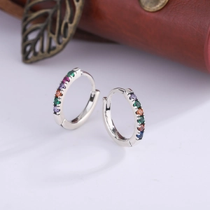 Boucles d'oreilles créoles arc-en-ciel en argent S925 avec zircons colorés