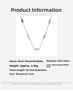 Détail du collier en argent S925 avec cinq tubes en émail coloré et spécifications