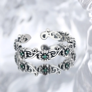 Vintage S925 sterling silver open rose ring with green zircon stones and flower relief