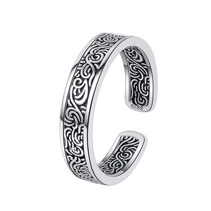 Retro S925 sterling silver adjustable open ring featuring intricate vintage floral patterns
