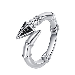 Minimalist 925 sterling silver arrow open ring with black rhinestones in vintage style