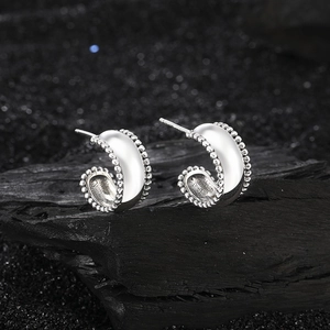 Minimalist S925 sterling silver C-shaped earrings with vintage milgrain beads texture