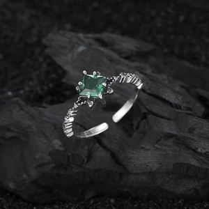 Vintage S925 sterling silver ring with square green zircon and side stone accents