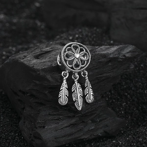 Vintage S925 sterling silver dreamcatcher charm with heart and triple feather dangles