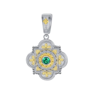 Retro S925 silver two-tone clover pendant with green zircon and floral lace details