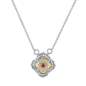 Élégant collier trèfle en argent sterling S925 avec pierre rouge et pétales ajourés