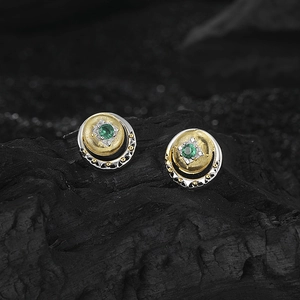 Elegant s925 silver crescent stud earrings with green gemstone and gold textured finish