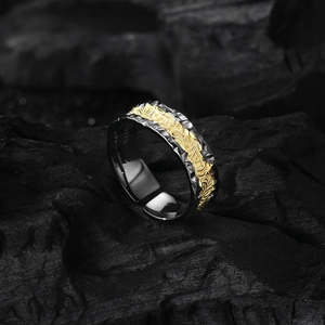 S925 sterling silver ring featuring dual-tone mountain texture and golden scroll patterns