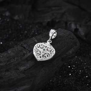 S925 sterling silver heart pendant with vintage floral patterns and green gemstone