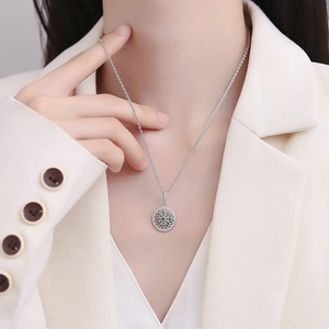 S925 sterling silver dreamcatcher necklace with green zircon in hollow round design