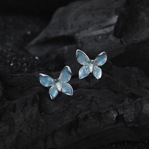 Boucles d'oreilles papillon en argent S925 avec émail bleu et gemme verte