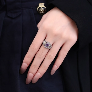 Italian vintage S925 sterling silver lace ring with square purple gemstone on female hand