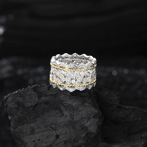 Bague dentelle en argent S925 bicolore avec motifs fleurs évidés et pavé de zircon