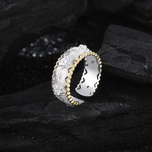 S925 sterling silver two-tone star ring with brushed edges and zircon on charcoal base